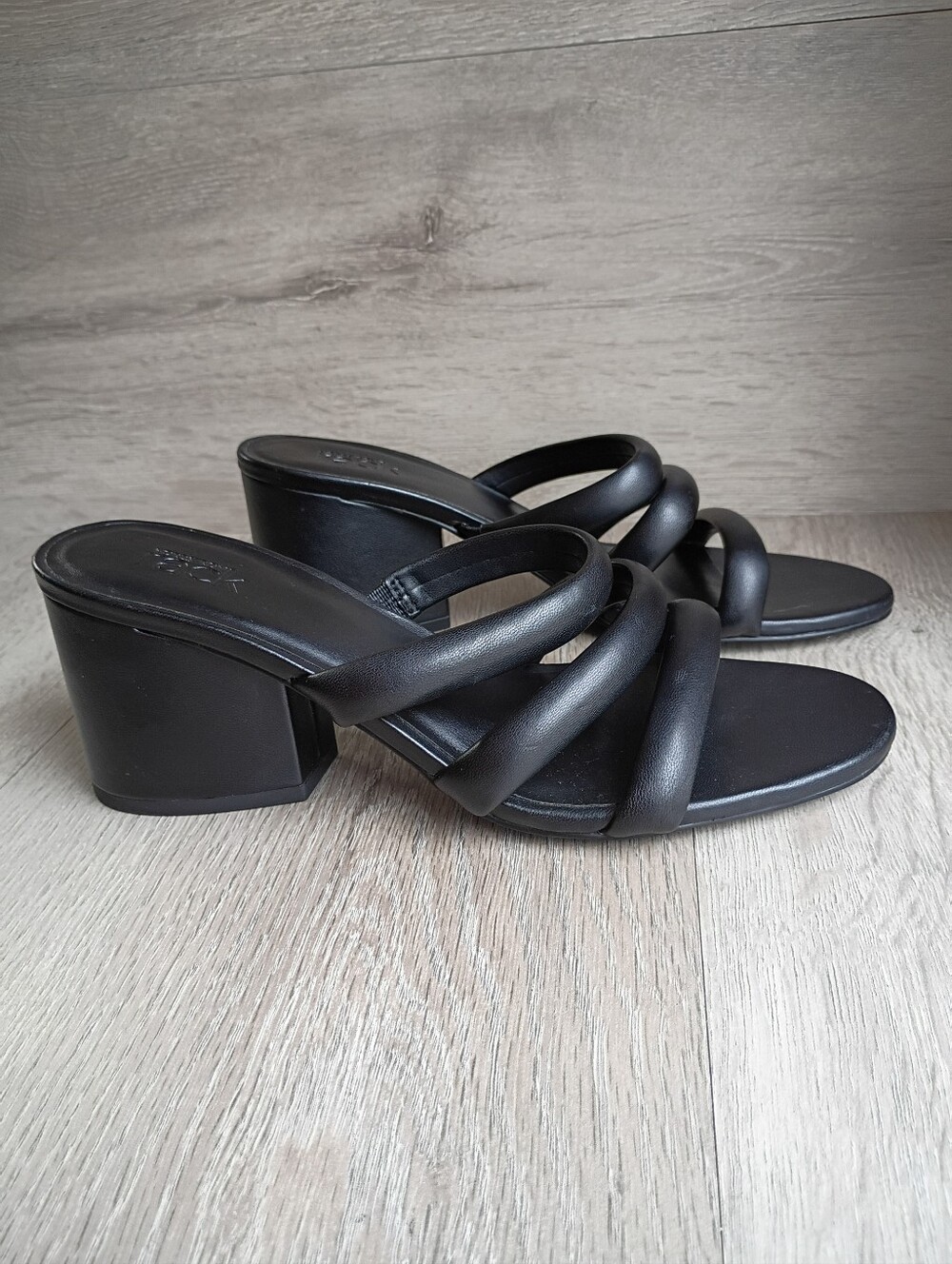 Nordstrom Rack Fulton Slide Sandals Women's NWOT Sz 7M Block Heels